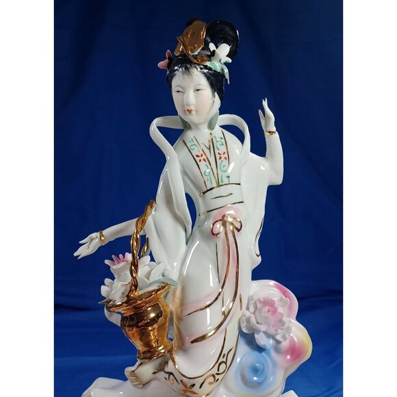 Vintage Delicate Porcelain Geisha Goddess Standing on Cloud With Flower Basket - Picture 4 of 16